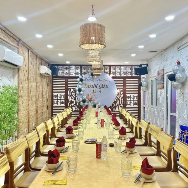 Ẩm thực Sân vườn Mái Lá