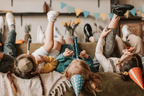 Checklist Từng Bước Tổ Chức Tiệc Sinh Nhật Cho Bé (Cập Nhật 2025)