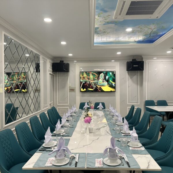 Nhà hàng Rạng Đông