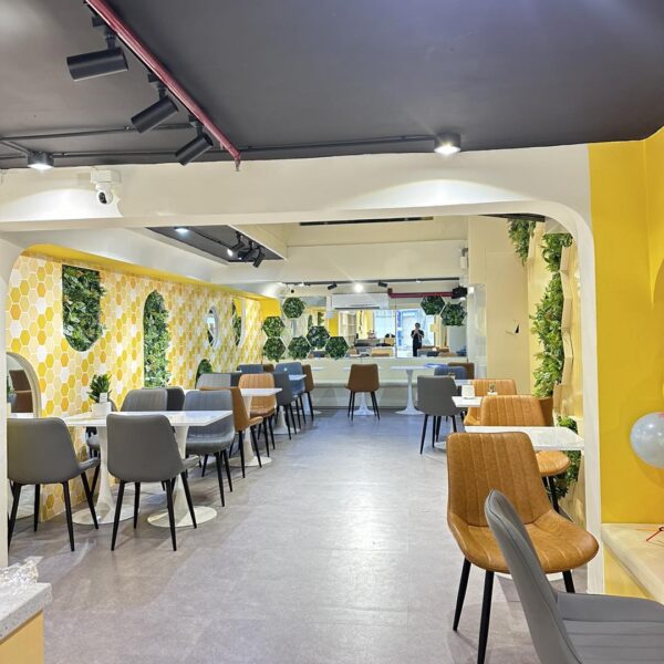 Beehive Premium Kids Cafe