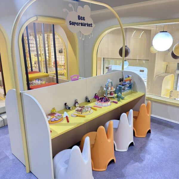 Beehive Premium Kids Cafe