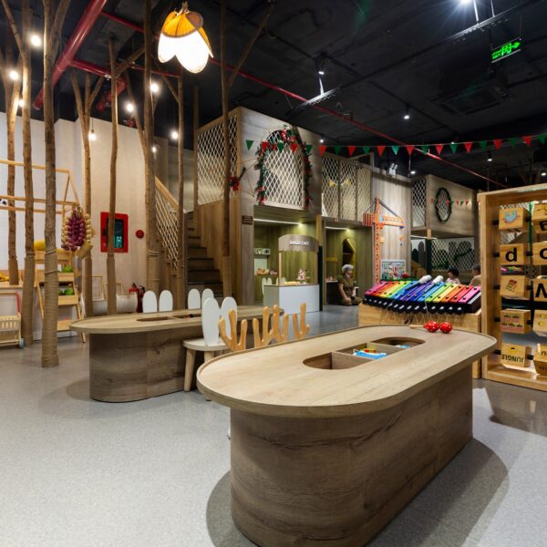 Jungle Family and Kids Cafe