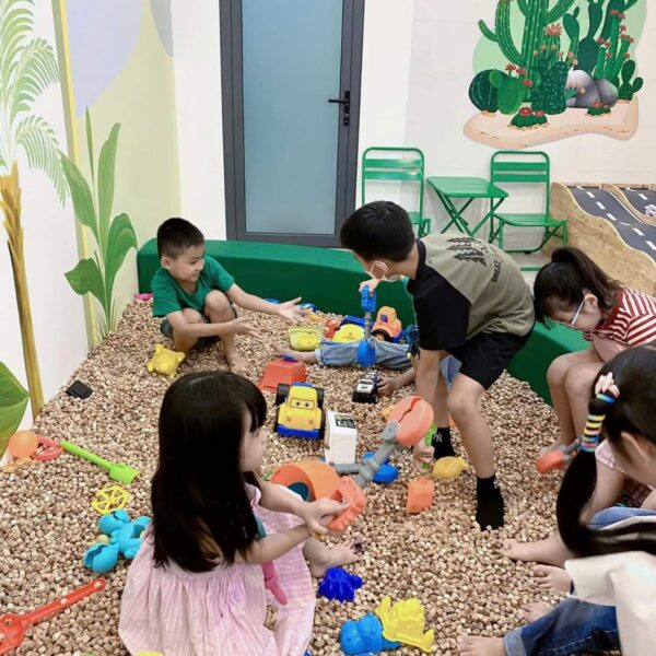 OH MY KIDS PREMIUM CAFE