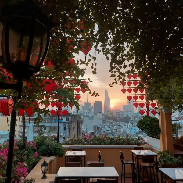 The View Rooftop Bar & Eatery