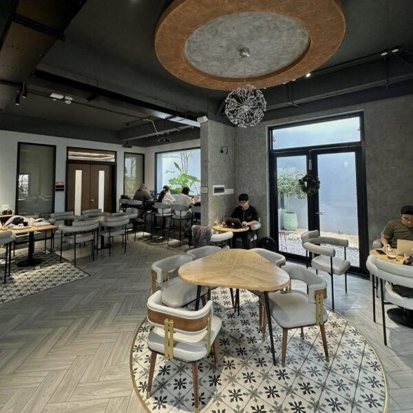 Ẩn Coffee