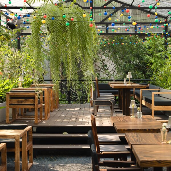 Ăn Cơm Uống Nước Garden