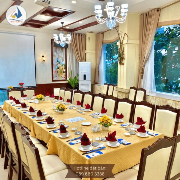 Nhà Hàng Biển Dương