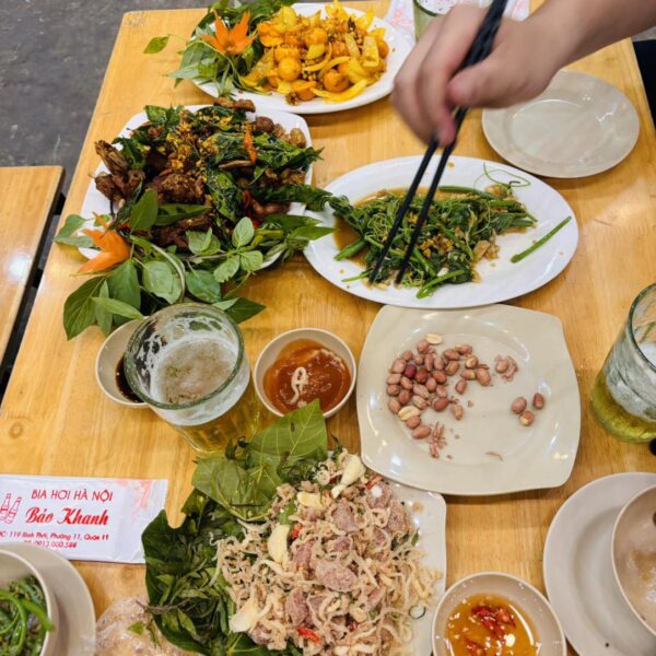Bảo Khanh Quán
