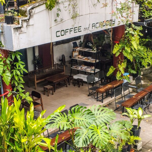 CHỐN Coffee and Academy