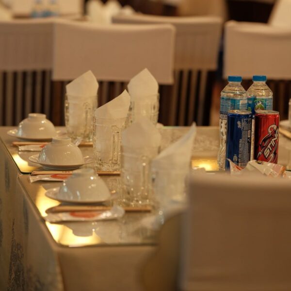 Nhà Hàng Đất Sét