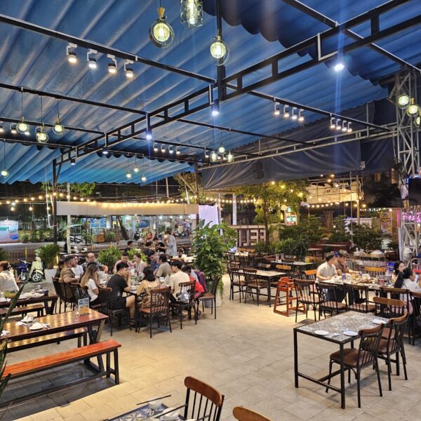 Nhà Hàng Felix Garden