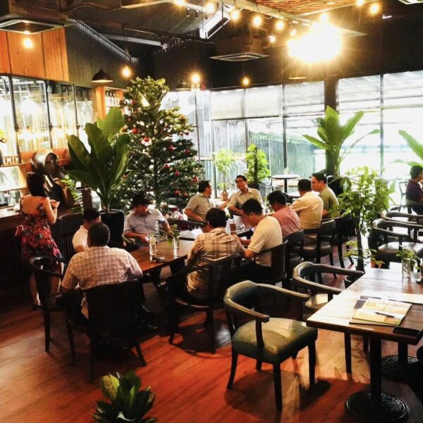 Golden Bird's Coffee & Party