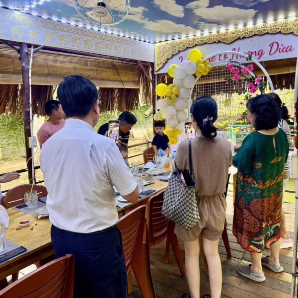 Nhà hàng Hương Dừa