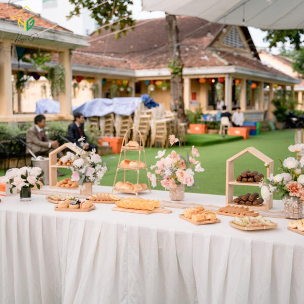 Nhà hàng Happy Garden