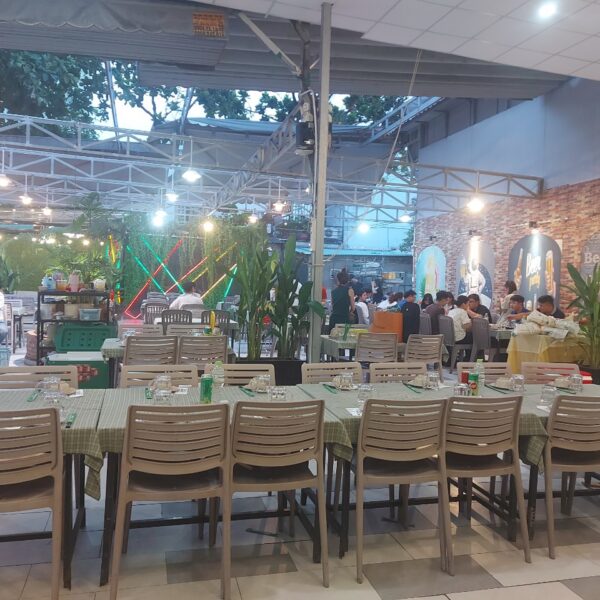 Quán Ăn Hoàng Hiếu