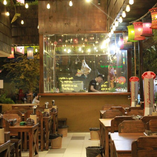 Tiệm Lẩu Đặc Sắc