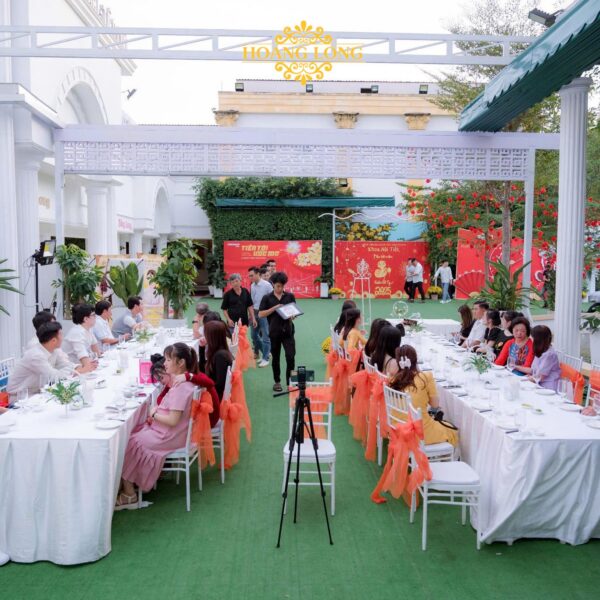 Nhà Hàng Tiệc Cưới Hoàng Long