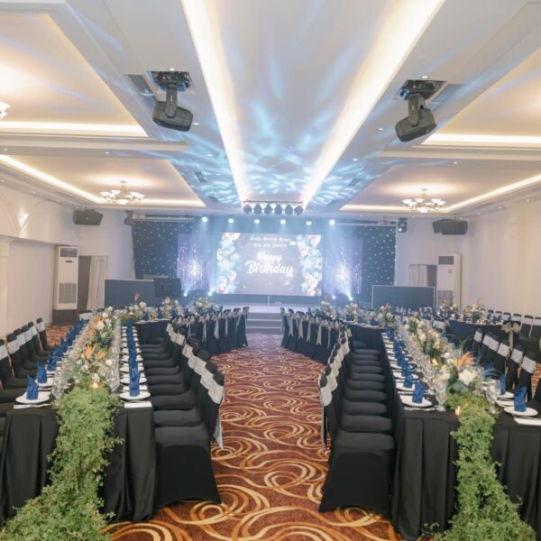 Nhà Hàng Tiệc Cưới Hoàng Long