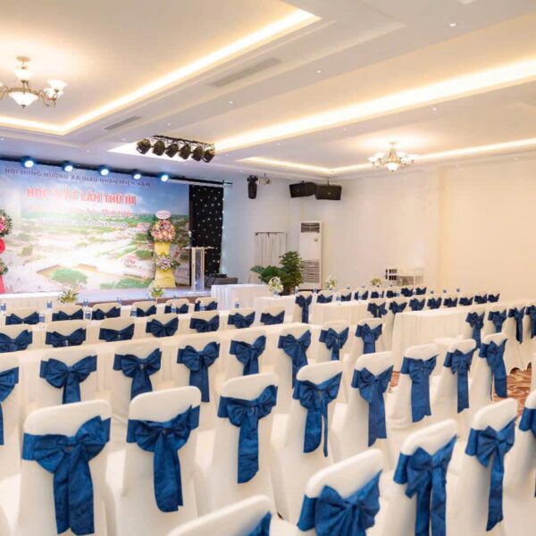 Nhà Hàng Tiệc Cưới Hoàng Long