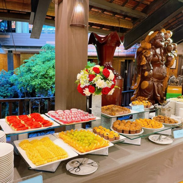 Nhà Hàng Vạn Lộc Phát