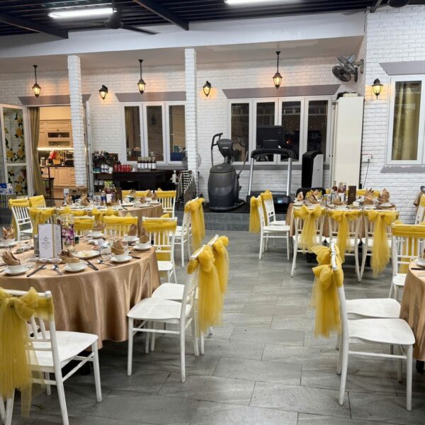 Nhà Hàng Vạn Lộc Phát