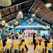 Nhà Hàng Vạn Lộc Phát