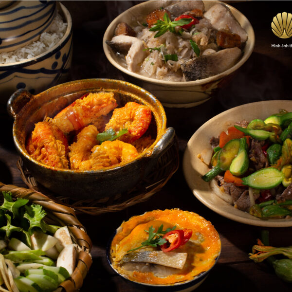 Bếp Nhà Lục Tỉnh