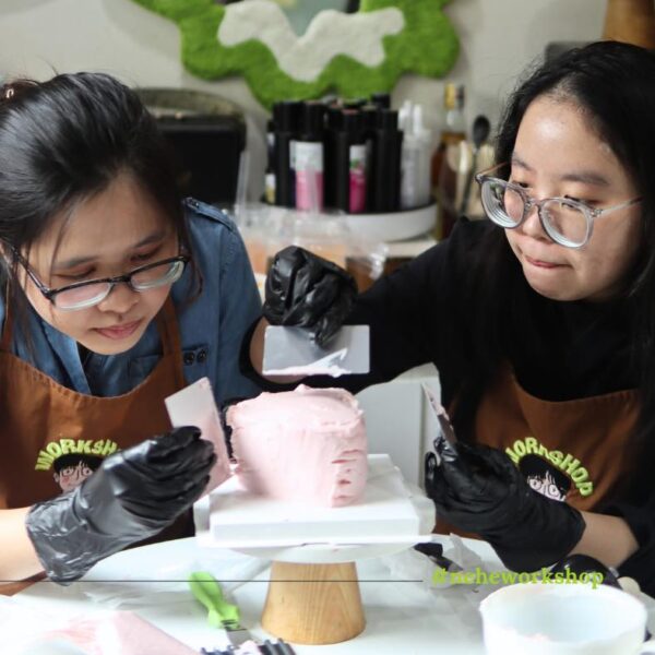 Tiệm Bánh Nè He