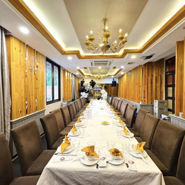 Nhà Hàng Phụng Vũ