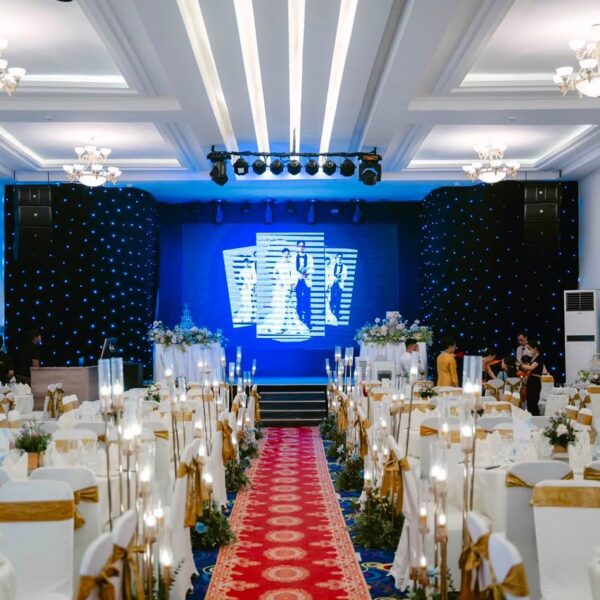 Nhà Hàng Hoàng Long