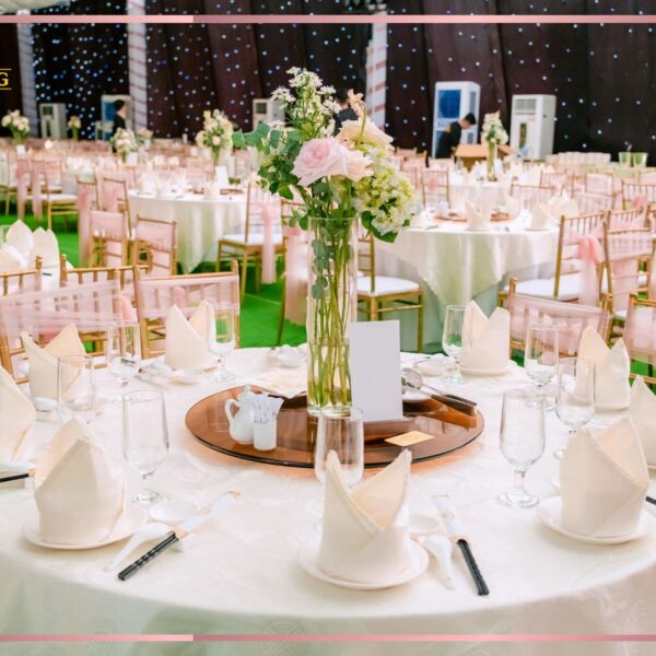 Nhà Hàng Hoàng Long