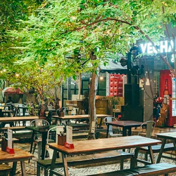 VECHAI Beer Garden