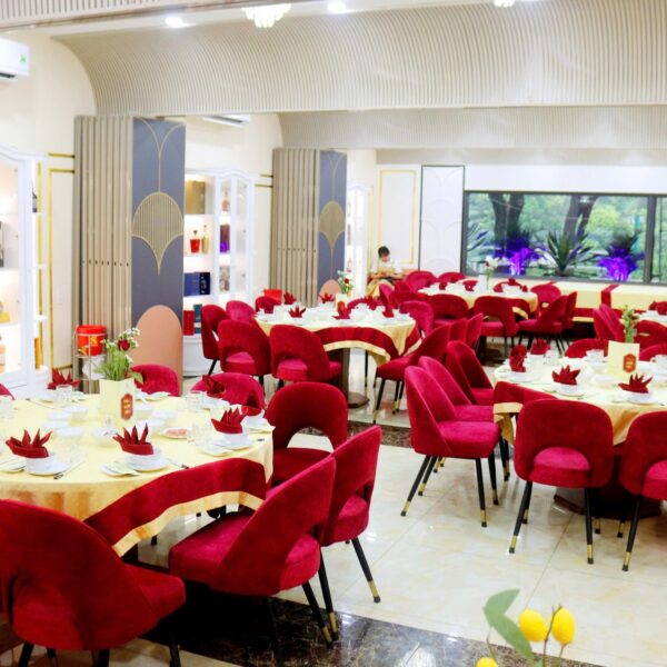 Nhà hàng Việt Phố