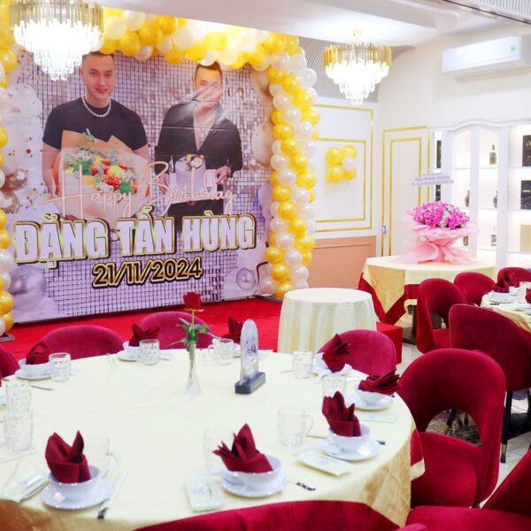 Nhà hàng Việt Phố