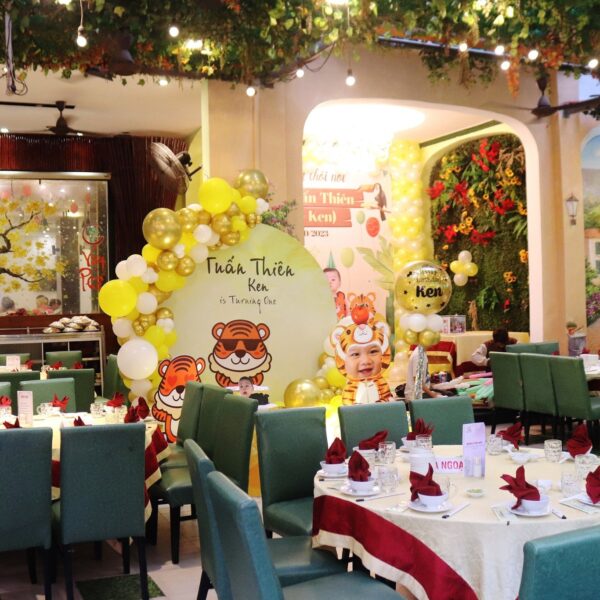 Nhà hàng Việt Phố