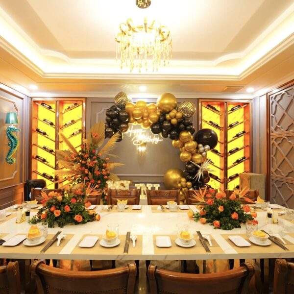 Nhà Hàng Vương Quốc