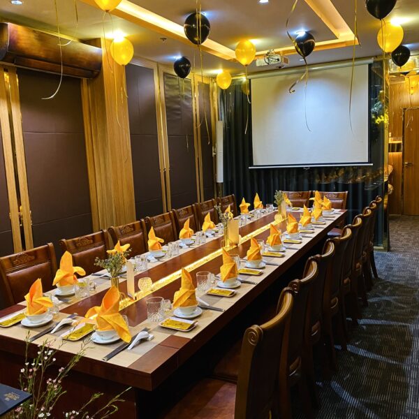 Nhà Hàng Vương Quốc